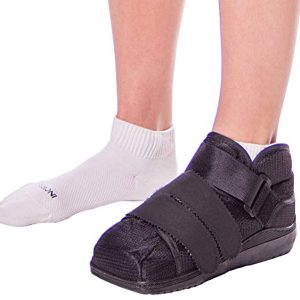 BraceAbility Closed Toe Medical Walking Shoe - Lightweight Surgical Foot Protection Cast Boot with Adjustable Straps, Orthopedic Fracture Support, and Post Bunion or Hammertoe Surgery Brace (XL)