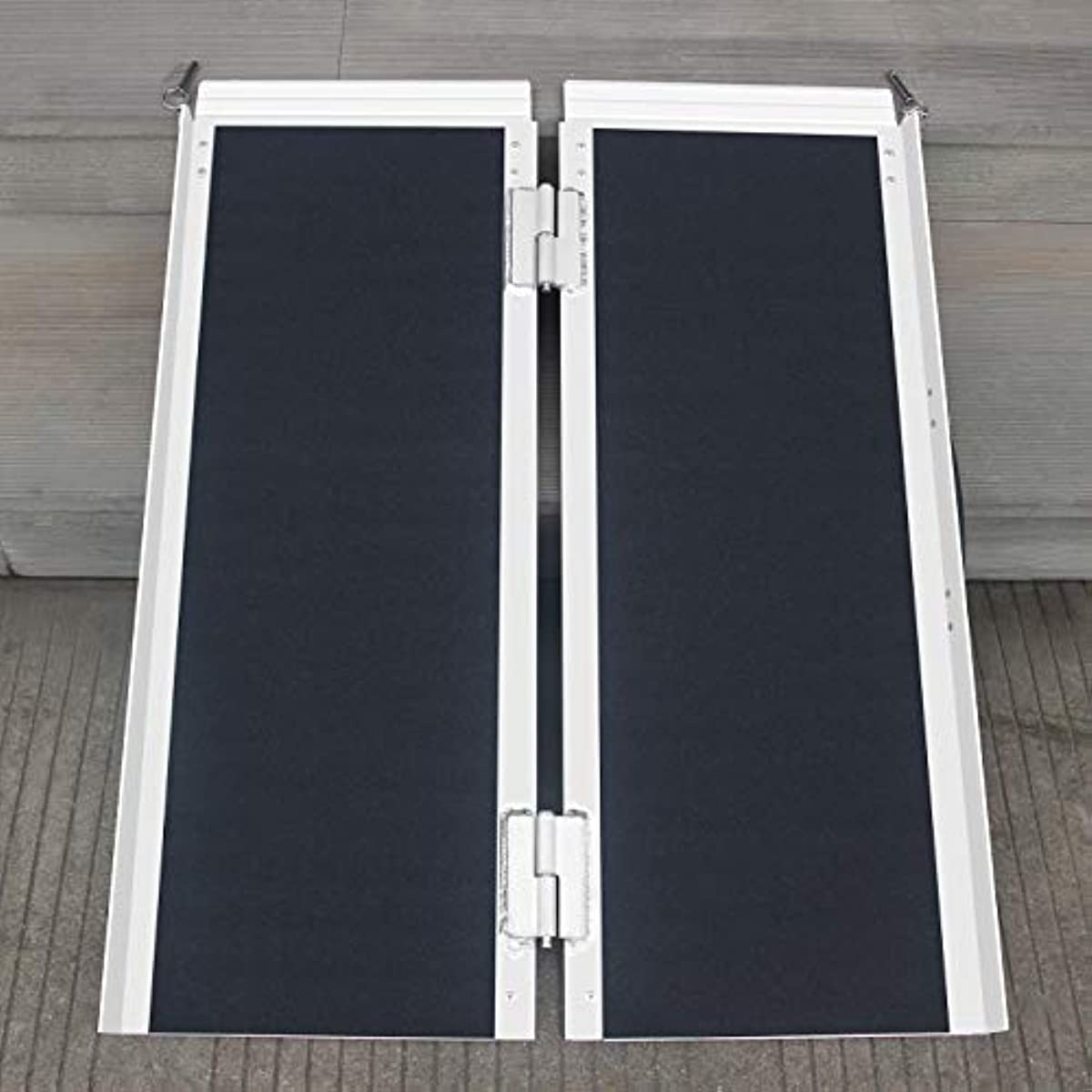 4FT Wheelchair Ramp,Non-Slip Portable Aluminum Ramp for Wheelchairs Single Fold 600lbs for Steps Stairs and Thresholds，Stairs, Doorways, Scooter (28.2\" W x 47.8\" L) (Non-Skid 4FT)